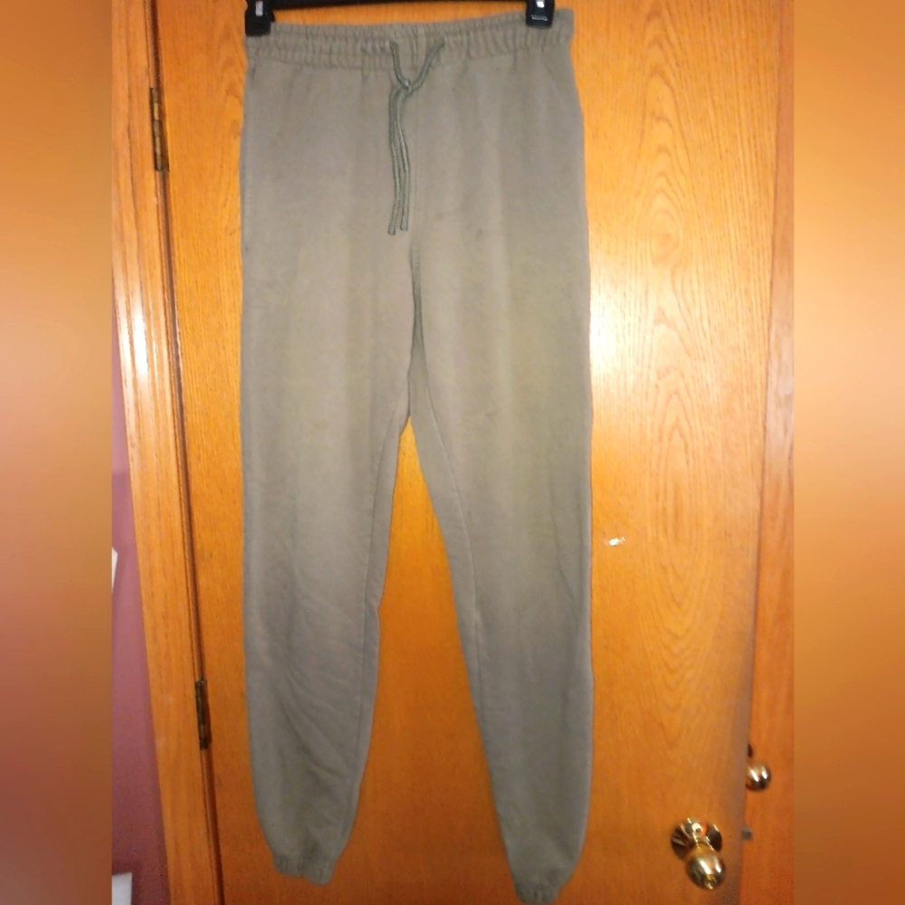 Women's size small,  Gloria Jean Sweatpants